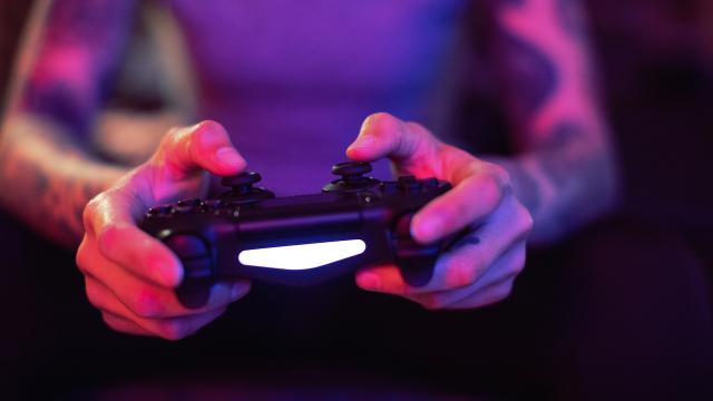 59% Of Women Gamers Use Non-Gendered Names Online To Avoid Harassment, Study Finds