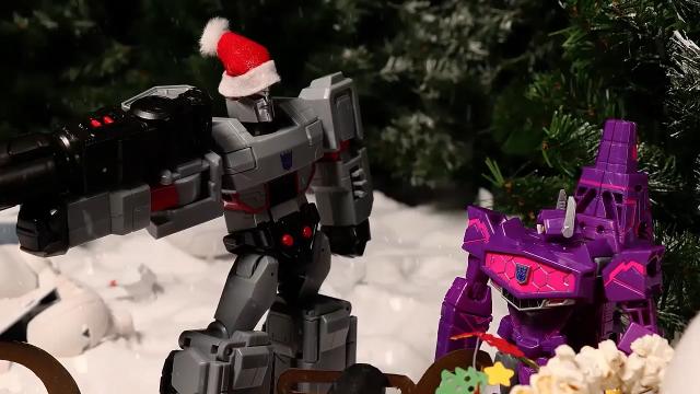 How The Decepticons Nearly Stole Christmas