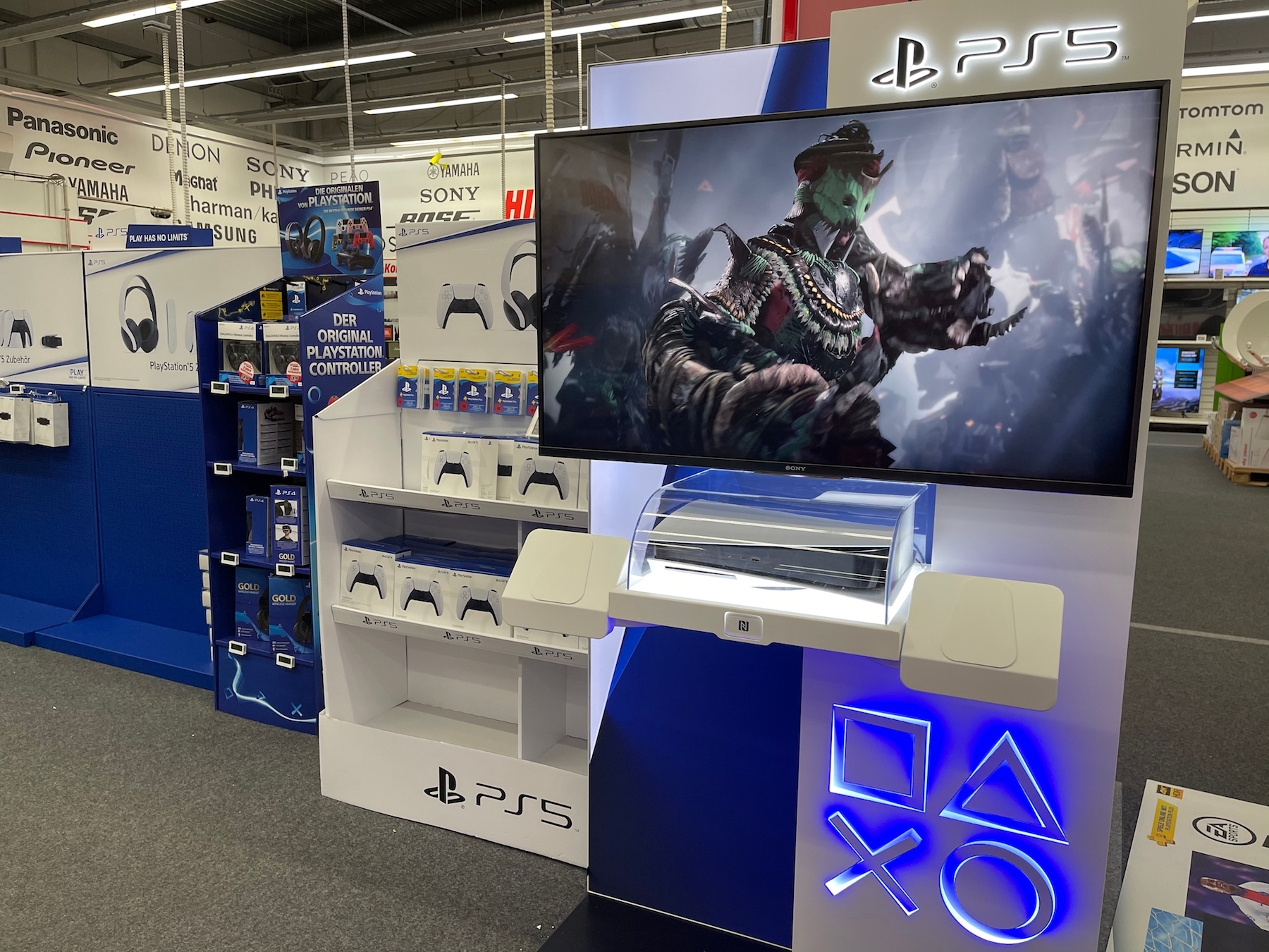 A sold-through PS5 display at a retailer in Frankfurt, Germany (Nov. 14, 2020). (Photo: ms_pics_and_more, Shutterstock)
