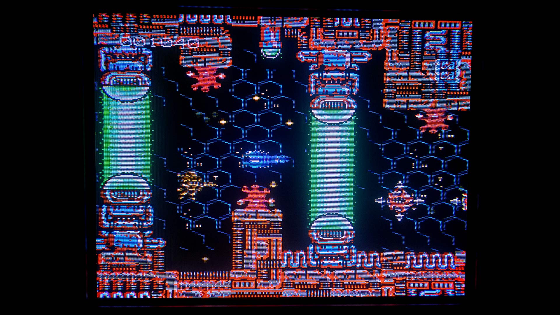 Getting pretty crowded in here, and that power-up scorpion wants to ram my head. (Screenshot: Natsume / Kotaku)
