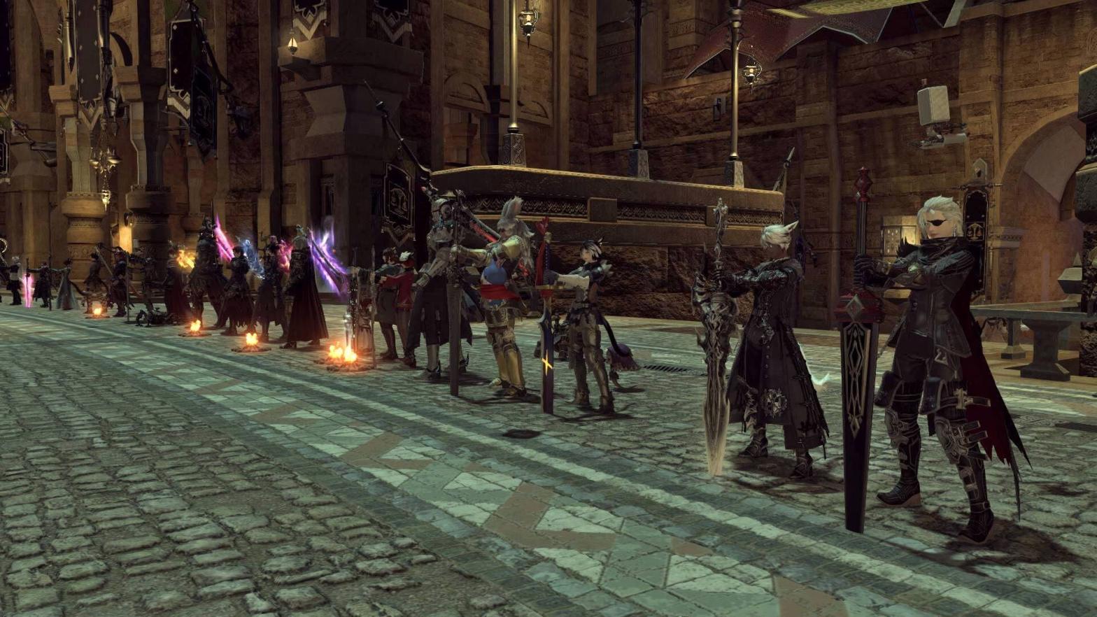 Dark Knights line up in Ul'dah to pay tribute to Kentaro Miura. (Screenshot: Square Enix / Kotaku)
