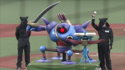 Dragon Quest Character “Throws” Out Fist Pitch At Japanese Baseball Game