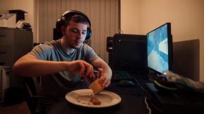 5 Snacks That Won’t Get In The Way Of Your Gaming