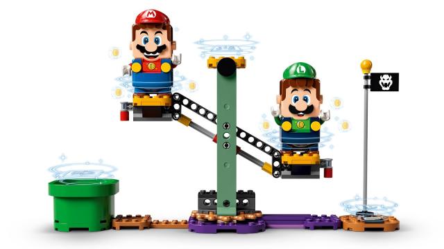 Luigi Unlocks Lego Super Mario’s Two-Player Mode