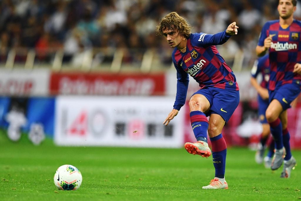 Antoine Griezmann passes the ball during a friendly match in Saitama, Japan during the team's 2019 tour.  (Photo: CHARLY TRIBALLEAU / AFP, Getty Images)