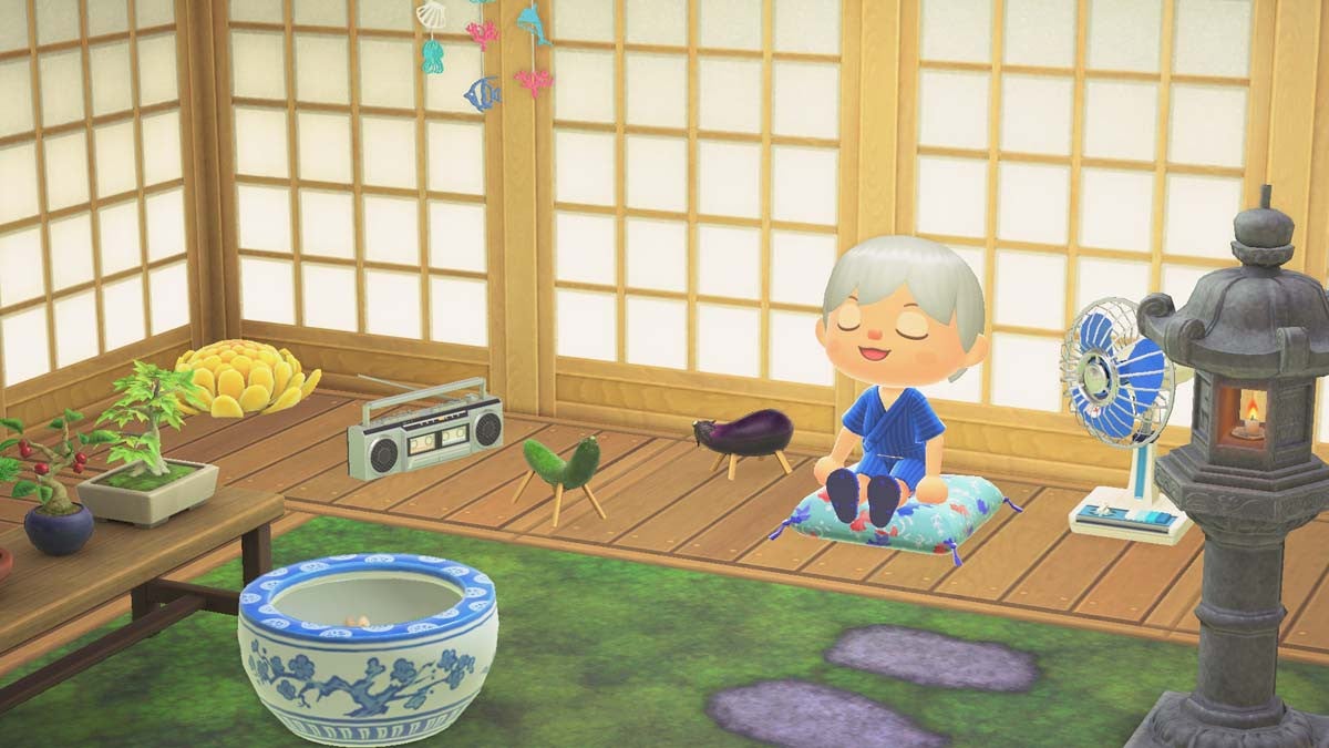 Animal Crossing's cucumber horse and eggplant cow arrive via a free update.  (Image: Nintendo)