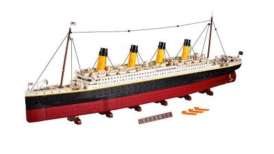 LEGO’s ‘Largest’ Ever Set Is The 9090-Piece Titanic