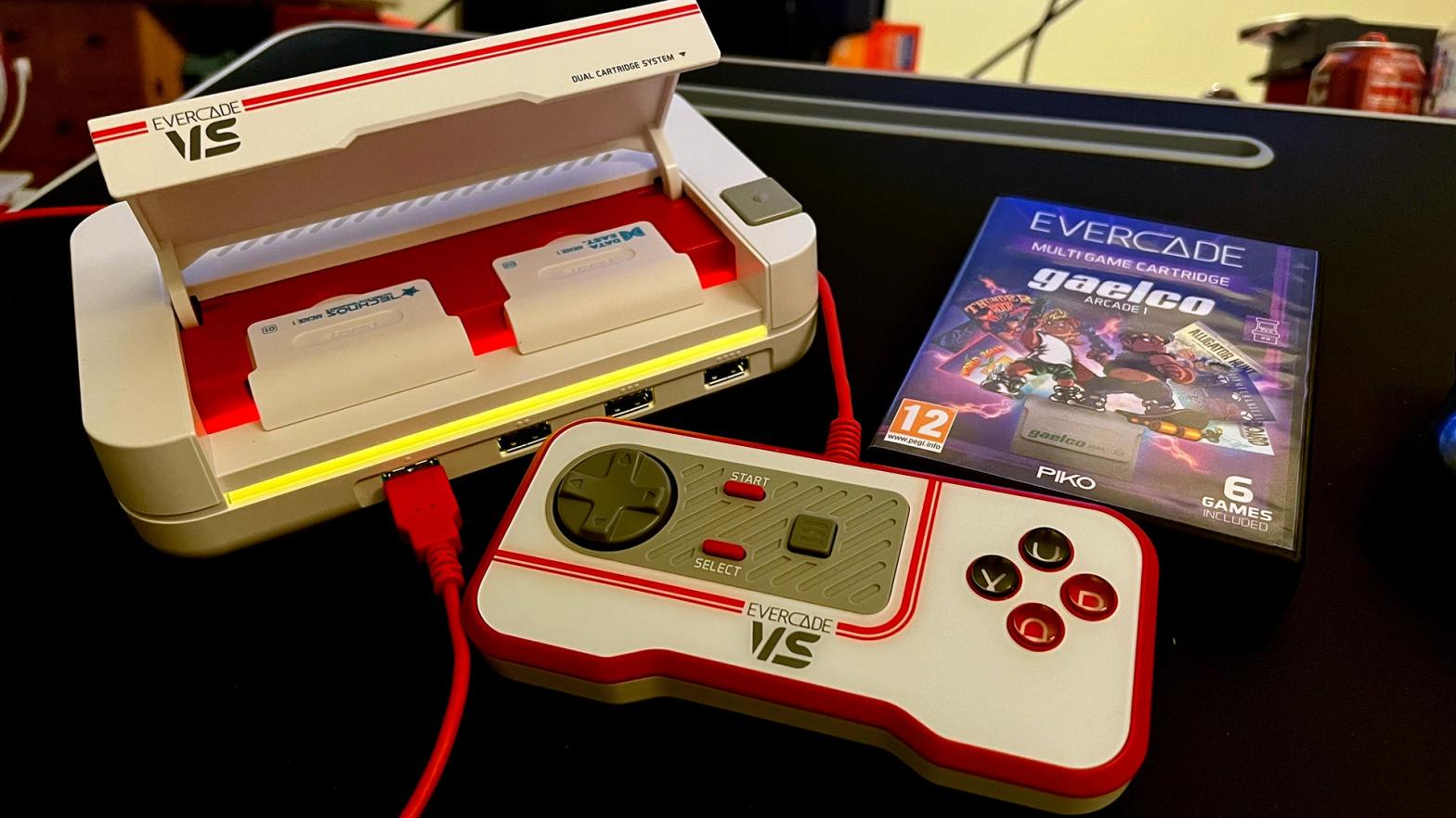 Two cartridges are better than one.  (Photo: Mike Fahey / Kotaku)