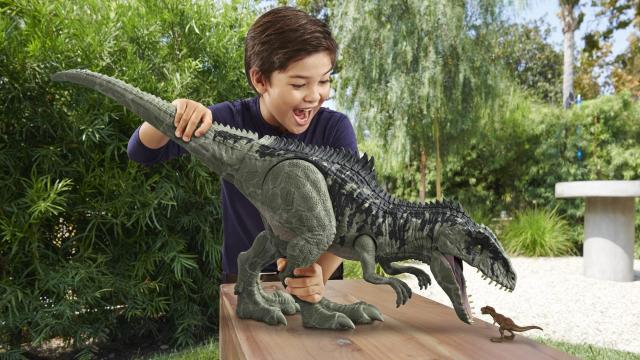 The Jurassic World Dominion Toys Are Here to Stomp All Over Your Responsible Budgeting