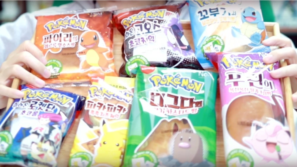 My kids ate a bunch of Pokémon bread.  (Screenshot: 김용녀/YouTube/Kotaku)