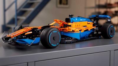 The LEGO McLaren Formula One Car Is A Fantastic, Fiddly Build That Drove Me Crazy