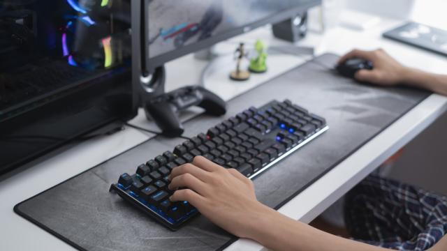Yes, You Need a Mouse Pad for Your Gaming Set-up