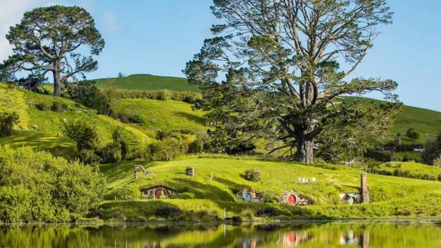 Hobbiton From The Lord Of The Rings Is Going On Airbnb