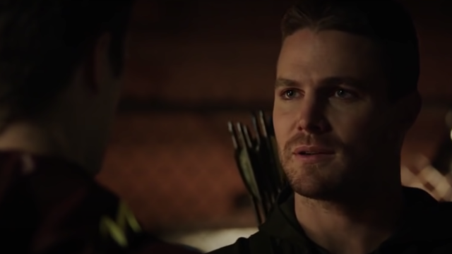 Stephen Amell Returns As Oliver Queen On The Flash’s Final Season