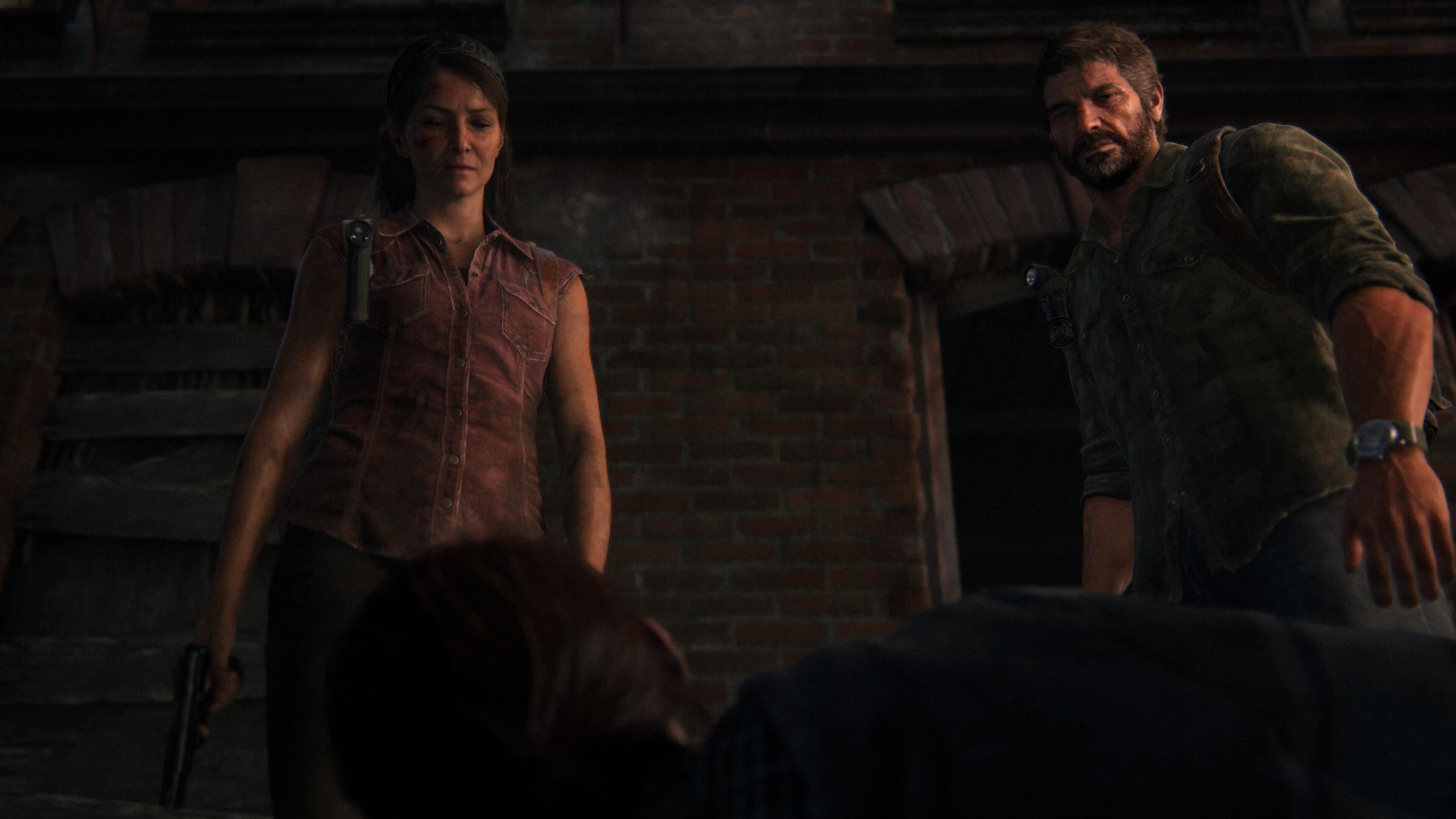 Tess kills Robert in the game, but in the show, he's more scared of Joel than anything else. (Screenshot: Naughty Dog / Kotaku)