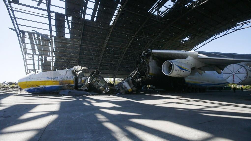 The wreckage of the world's only AN-225, destroyed by the Russians in 2022 (Photo: SOPA, Getty Images)