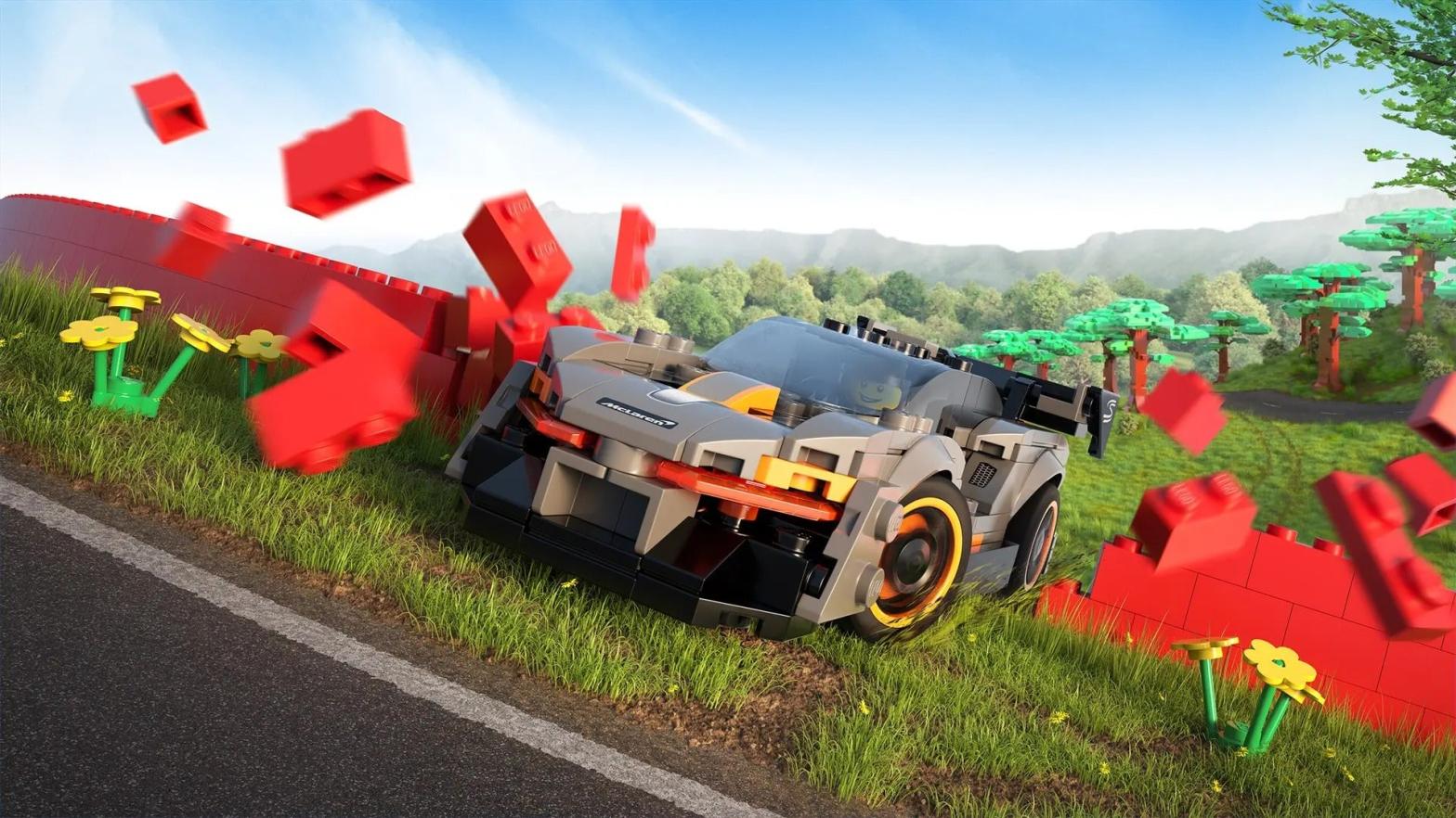 Pictured here is Forza Horizon 4's Lego expansion.