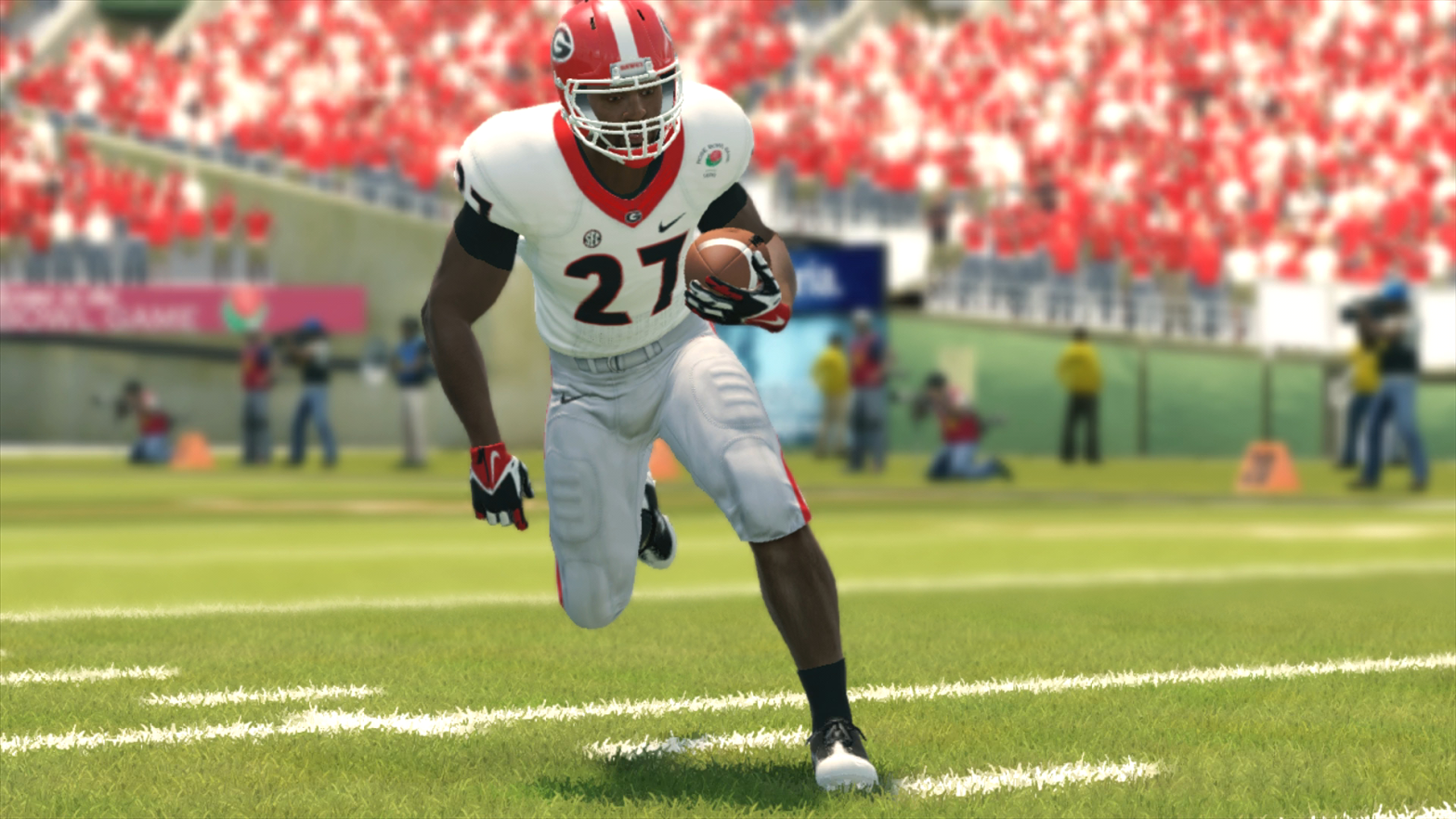 NCAA 14 was the last college football game EA Sports released, back in 2013 (Screenshot: EA Sports)