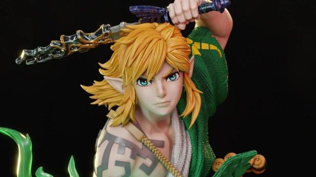 New Legend of Zelda: Tears Of The Kingdom Statue Looks Perfectly Bonkers