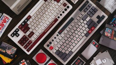 Classic Nintendo Systems Get Beautiful Mechanical Keyboard Tribute