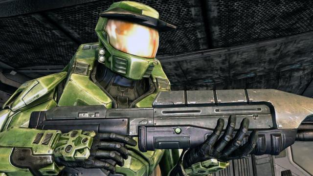 You Should Buy The OG Halo Instead Of The Pricey Infinite Skin